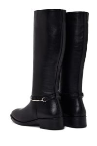 چکمه زنانه چرم مشکی اکسسوری‌دار دری مد