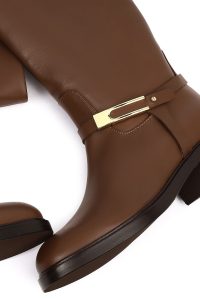 چکمه زنانه چرمی قهوه‌ای سگک‌دار دری مد