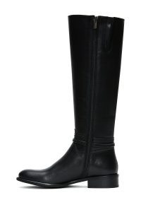 چکمه زنانه چرمی مشکی زیپ‌دار با جزئیات اکسسوری دری مد