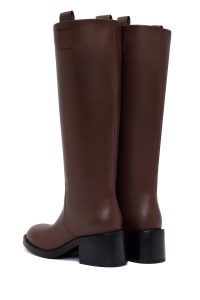 چکمه چرمی زنانه قهوه‌ای پاشنه ضخیم دری‌مد