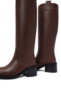 چکمه چرمی زنانه قهوه‌ای پاشنه ضخیم دری‌مد