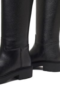 چکمه چرمی زنانه مشکی زیره ضخیم دری‌مد