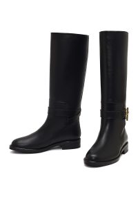 چکمه چرمی زنانه مشکی سگک‌دار دری‌مد