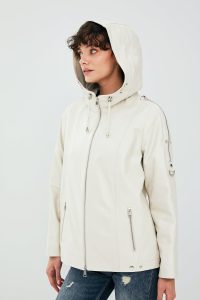 کاپشن چرمی بزرگ کلاهدار کرم زنانه جودیت دری مد