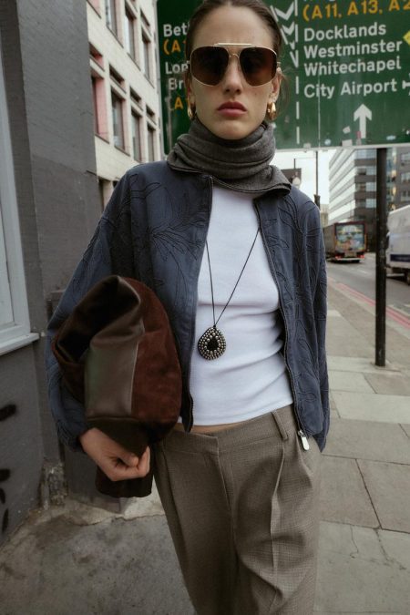 کت بامبر زنانه جیر مصنوعی گلدوزی‌شده زارا – ZARA