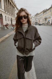 کت بامبر زنانه طرح جناغی پفی زارا – ZARA