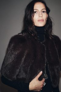 کت خز مصنوعی زنانه نسخه محدود ZW زارا – ZARA