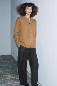 کت زنانه اورسایز پشم‌دار زارا – ZARA