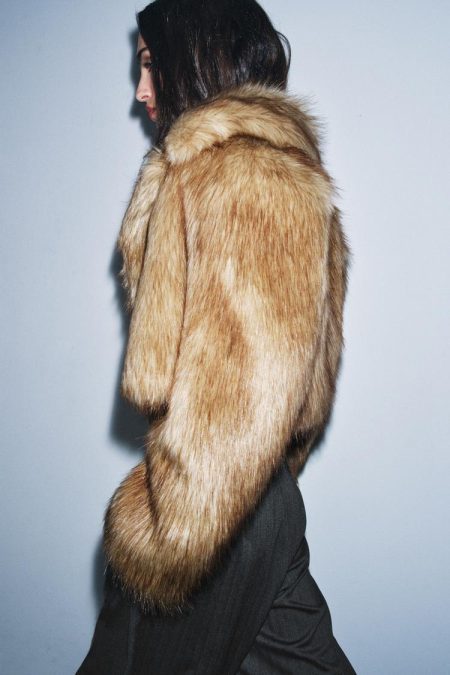 کت زنانه خز مصنوعی کوتاه کالکشن ZW زارا – ZARA