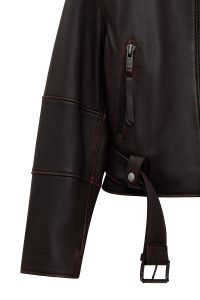 کت زنانه Love چرم قهوه‌ای اورسایز وینتیج یقه‌پیراهنی دری مد