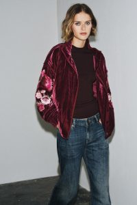 کت پافر مخمل زنانه گلدوزی‌شده زارا – ZARA