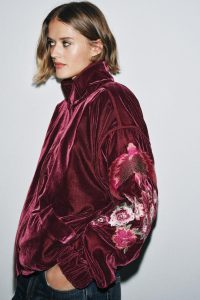 کت پافر مخمل زنانه گلدوزی‌شده زارا – ZARA