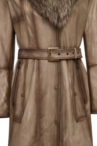 کت چرمی زنانه بژ یقه خزدار Kelly دری مد