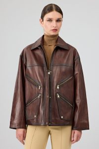 کت چرمی زنانه قهوه‌ای اورسایز یقه پیراهنی Claris دری مد