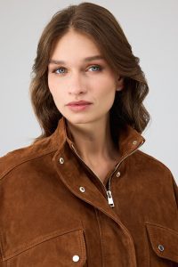 کت چرمی زنانه قهوه‌ای کوتاه اورسایز جیر Anita دری مد