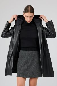 کت چرمی زنانه مشکی اورسایز کلاه‌دار Daniela دری مد