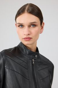 کت چرمی زنانه مشکی یقه ایستاده Tina دری مد