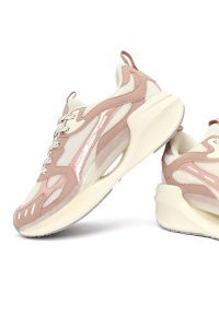 کتونی زنانه بژ بنددار لژدار دری مد Studio