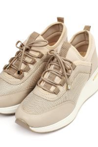 کتونی زنانه بژ بنددار لژدار دری مد