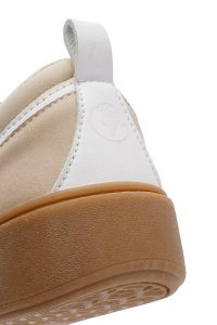 کتونی زنانه جیر بژ بنددار ACBC x Derimod