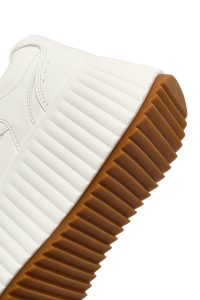 کتونی زنانه سفید بنددار لژدار دری مد