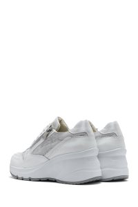 کتونی زنانه سفید پاشنه بلند با بند چرم دری مد