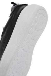 کتونی زنانه سیاه با بند چرم دری مد