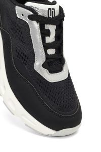 کتونی زنانه مشکی بنددار لژدار دری مد Studio