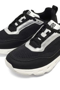 کتونی زنانه مشکی بنددار لژدار دری مد Studio