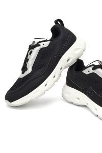 کتونی زنانه مشکی بنددار لژدار دری مد Studio