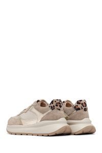 کتونی زنانه چرم بژ بنددار لژدار دری مد