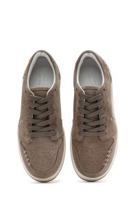 کتونی زنانه چرم جیر بژ مایل به خاکستری بنددار دری مد