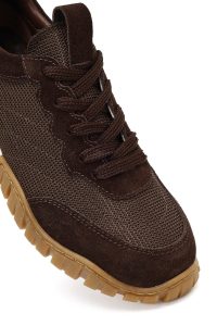 کتونی زنانه چرم قهوه‌ای بنددار دری مد