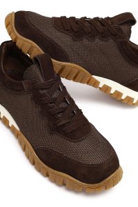 کتونی زنانه چرم قهوه‌ای بنددار دری مد