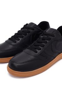 کتونی زنانه چرم مشکی بنددار دری مد