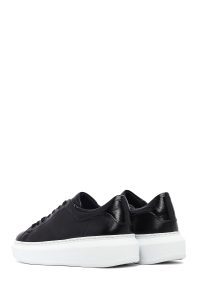 کتونی زنانه چرم مشکی بنددار لژدار دری مد