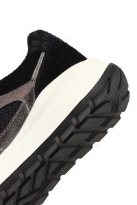 کتونی زنانه چرم مشکی بنددار لژدار دری مد