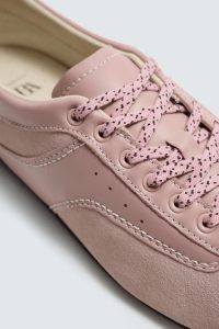 کتونی زنانه چرمی هری لمبرت دیزنی زارا – ZARA