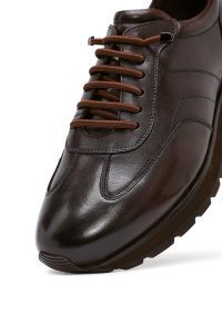 کتونی مردانه قهوه‌ای بندی چرمی کژوال دری مد