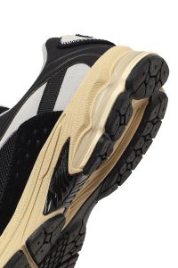 کتونی مردانه مشکی بندی با زیره ضخیم دری مد