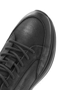 کتونی مردانه نوبوک چرمی مشکی بندی دری مد