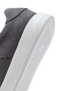 کتونی مردانه چرم جیر طوسی بنددار دری مد