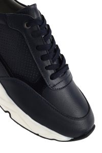 کتونی مردانه چرم سرمه‌ای بنددار زیره ضخیم دری مد