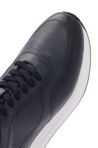 کتونی مردانه چرم سرمه‌ای بنددار زیره ضخیم دری مد