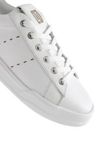 کتونی مردانه چرم سفید بنددار دری مد