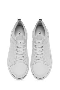 کتونی مردانه چرم سفید بنددار زیره ضخیم دری مد