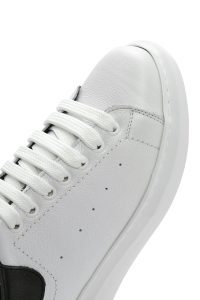 کتونی مردانه چرم سفید بنددار زیره ضخیم دری مد