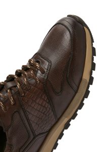 کتونی مردانه چرم قهوه‌ای بنددار روزمره دری مد