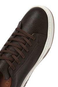 کتونی مردانه چرم قهوه‌ای بنددار زیره ضخیم دری مد