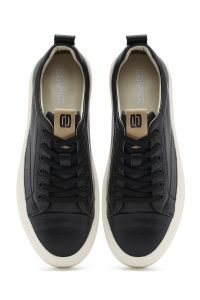 کتونی مردانه چرم مشکی بنددار دری مد